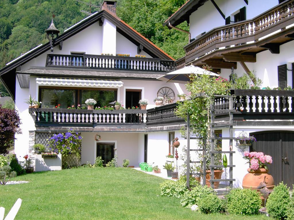 Gaestehaus Katharina Киферсфелден Екстериор снимка